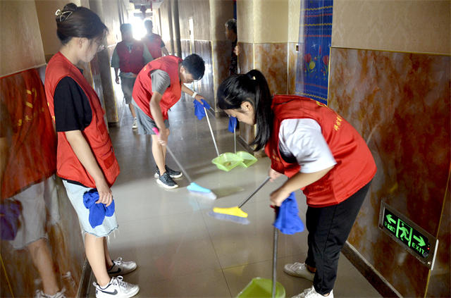 【三下乡】留义义在心中 公益益为群众——淬炼商学院青年益行国情观察实践团