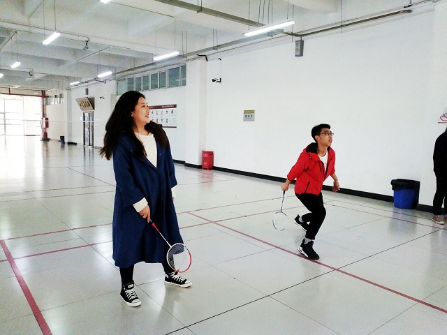 【完满班级】激情热夏 羽动你我——服装1701完满班级活动