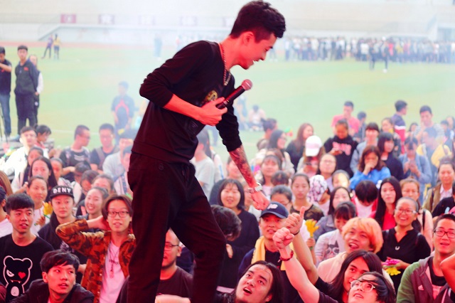 【音乐节】繁华待续 致敬一线不断奋斗的你们——“2017 无边”第五届校园摇滚音乐节感想