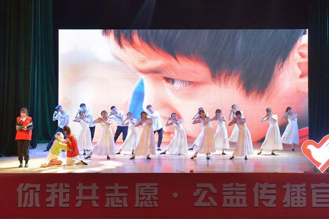 幕后“星河”第1期：情系雷锋月 志愿三春暖