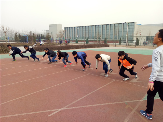 【完满班级】岁月带不走的是青春——淬炼商学院“体”味青春主题活动（二十二）
