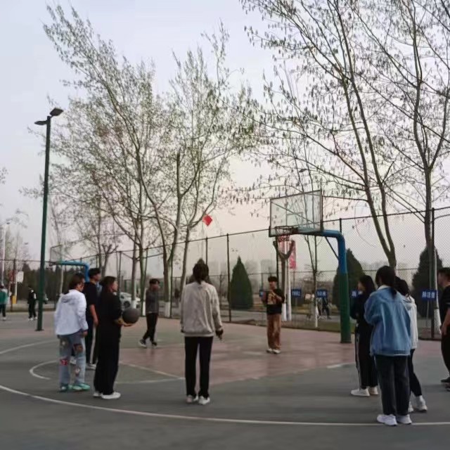 【完满团支部】签下春天的承诺 挥洒青春的汗水——淬炼·国际商学院财务(对口)2205班完满团支部活动