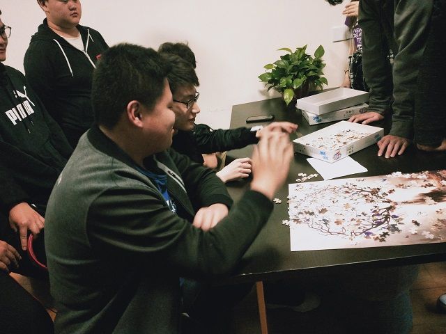 【完满班级】拼图追忆时光 展现非凡自我——食品与环境学院土管1701班最强大脑挑战赛