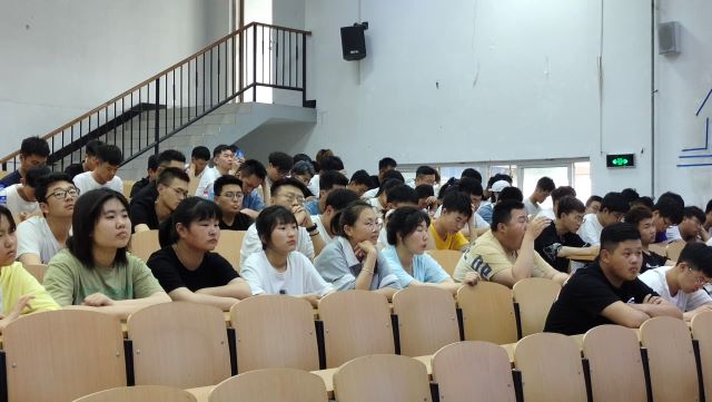 【辅导员说完满】绽放青春勇敢追梦 有的放矢蓄势待发——智能工程学院20级辅导员说完满