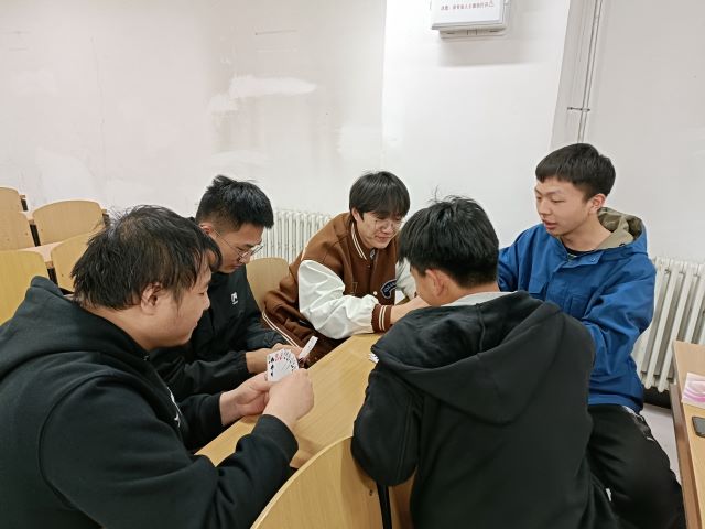 【完满团支部】激情博弈 棋乐融融——大数据学院、信息工程学院网工2102完满团支部活动