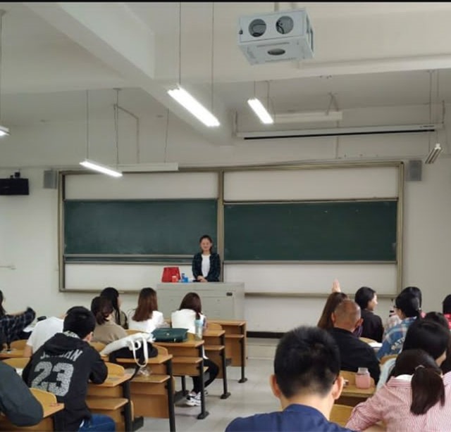 【完满班级】梦想起航 艺彩飞扬——淬炼商学院九月完满班级主题活动（四十六）