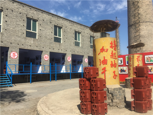 相约古城 共筑未来——学院领导应邀出席平遥国际影展开幕式