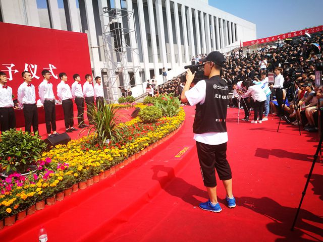 【信院力量·完满电视台】用镜头记录完满光影  用坚定书写广电传奇