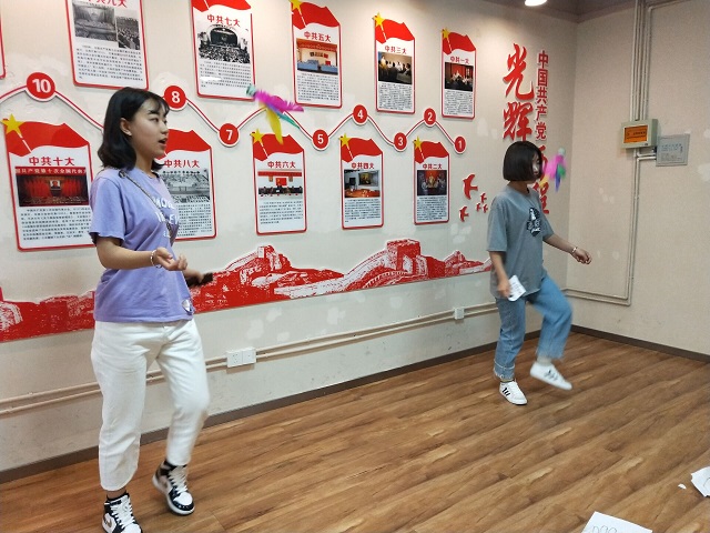 【完满班级】团结一心 趣味接力——数字1801班完满班级