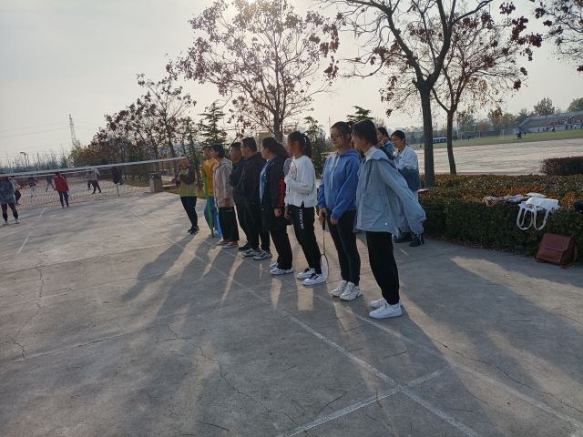 【完满班级】发扬体育精神 展现青春风采——食品与环境学院动医2002班完满班级活动