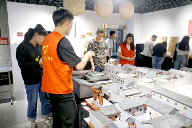 志愿角第11期：志愿助力 爱心“艺”起来