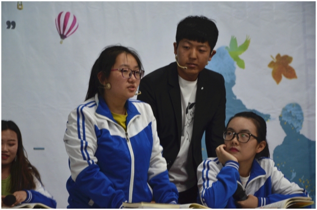 【品戏剧】理想彼岸 以心相触希望之光——淬炼商学院《有理想就有希望》戏剧节专场