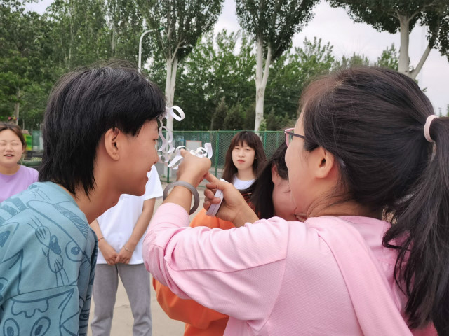 凝聚共识 团结协作——商务英语学院学生会参加素质拓展纪实