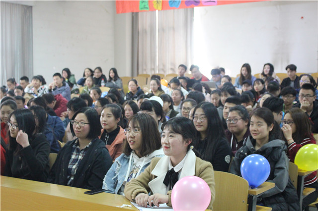 与好书同行 塑精彩人生——淬炼商学院第七十期学长计划