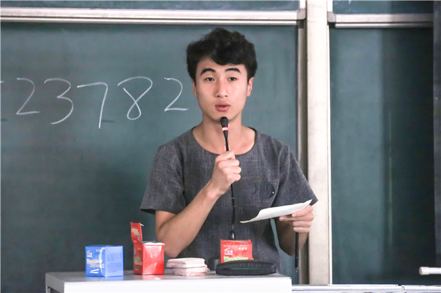 【社团快讯】答疑解惑 “及”百家社团之所急