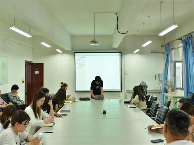 第三十九期“创客视界”传媒沙龙:学习拍摄街舞技巧 记录信院精彩瞬间