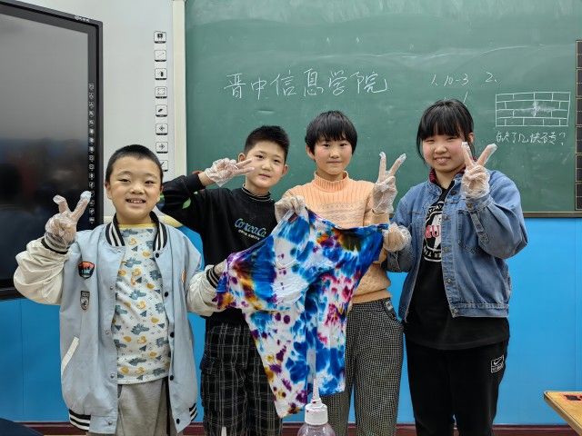 点亮生命曙光 解读无声世界——艺术传媒学院“平遥特教中心”儿童成长帮扶行动第77期