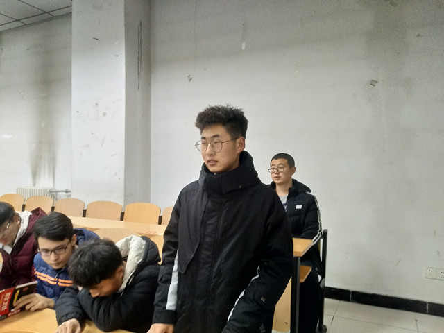 【辅导员说完满】立青春之志 正青春之名——淬炼商学院“辅导员说完满”主题活动（二十九）