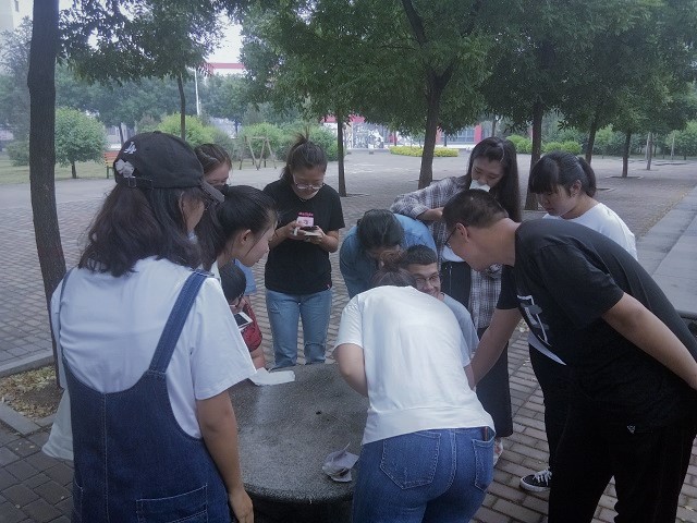 【完满班级】艺术用水墨 抒情寄山水——食品与环境学院环科1701班举办完满班级活动