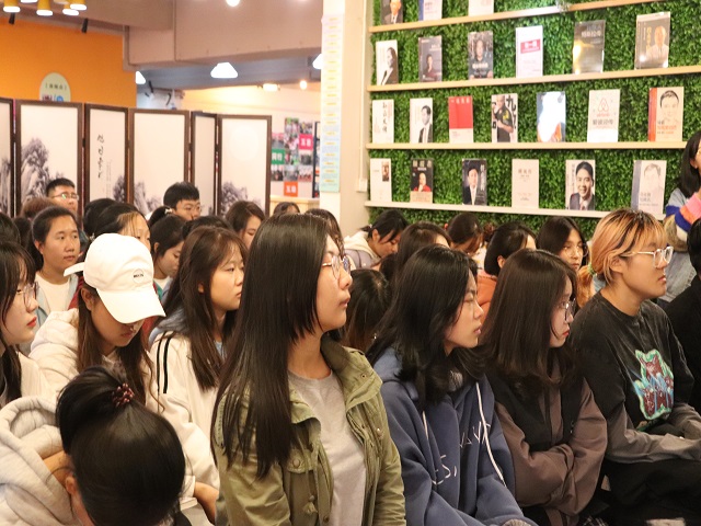 传播商科文化 弘扬商科精神——食品与环境学院第四期“专业+”大咖阅读计划