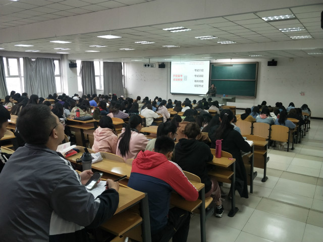 【辅导员说完满】生命不息 奋斗不止——外语系2017级辅导员说完满