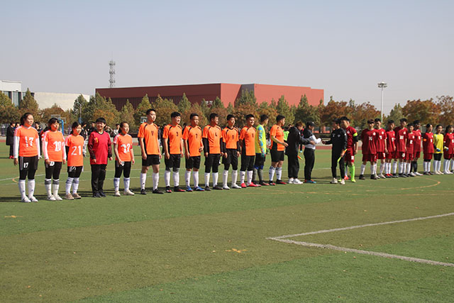 绿茵点亮梦想 激情挥洒青春——第三届“新生杯”足球联赛