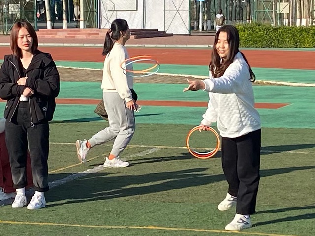 【完满班级】“百发百中”套圈活动——大数据学院、信息工程学院计科2105班完满班级活动