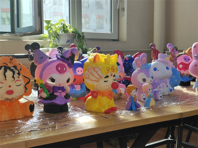 【完满团支部】绘色风采 以艺迎春——淬炼·国际商学院财务2101班完满团支部活动