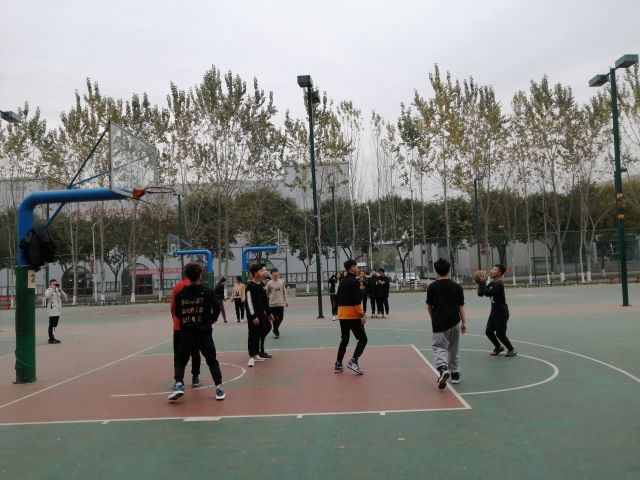 【完满班级】挥洒汗水的篮球场——大数据学院、信息工程学院2019级完满班级活动