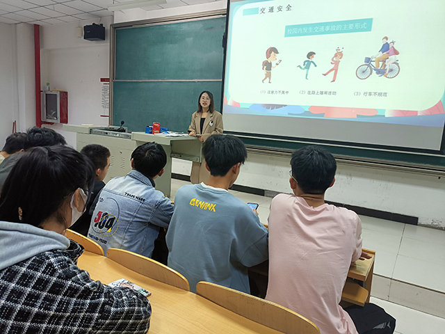 【辅导员说完满】春启新程 共赴未来——远景学院2021级辅导员说完满活动