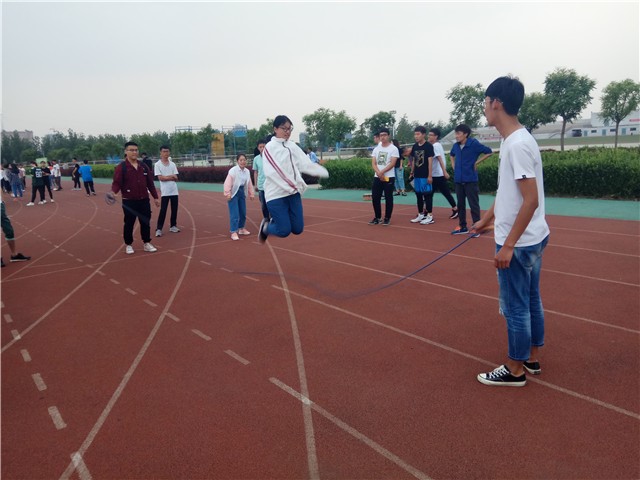 【完满班级】绳采飞扬 一球成名——智能工程学院15级完满班级活动锦集(一百四十四)