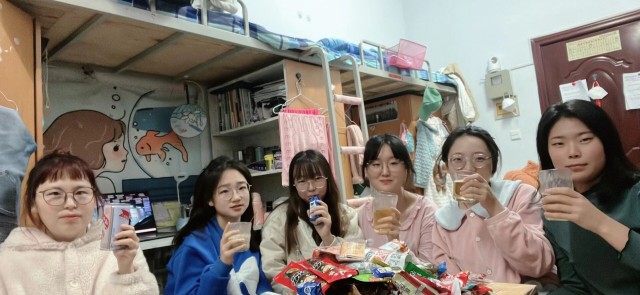 【完满团支部】疫情下的青春——淬炼 • 国际商学院财务2005班完满团支部活动