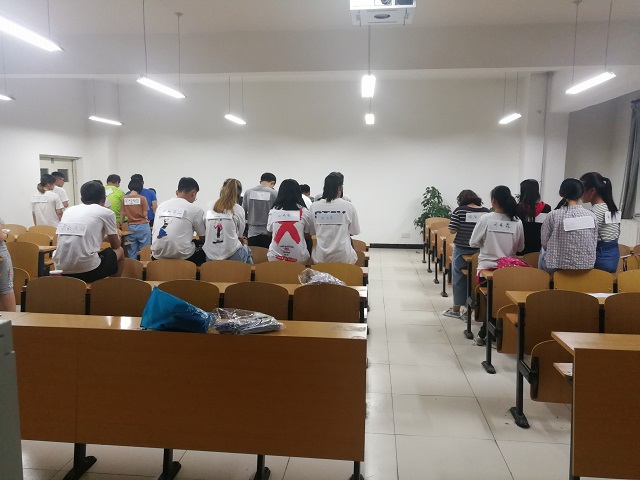 【完满班级】你争我夺 并肩作战——食品与环境学院动医1701班举办完满活动