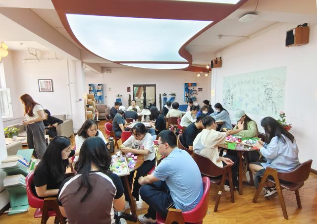 心之旋律起涟漪 一框天地绘神奇——第二期“情意工艺 用心创作”