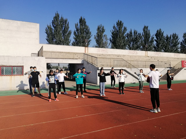 【完满班级】深深爱国情 青年勇担当——经济与管理学院十月完满班级活动纪实(一)