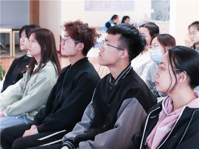 悟“乐感”探音律 让音乐氤氲生活点滴——箕城书院举办“为你的思想搭建提升爬梯”思想Level第16期