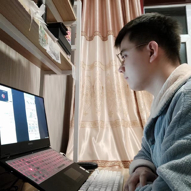 【辅导员说完满】“忘掉”李佳琦 “取关”罗永浩 做理性消费的大学生——大数据学院、信息工程学院2022级辅导员说完满活动