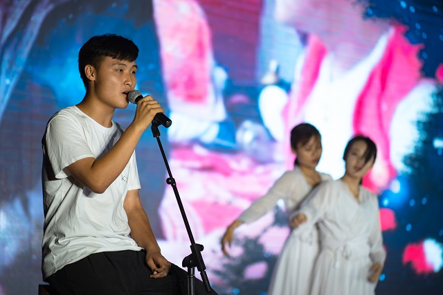 因为志愿服务 我们在信院这样成长