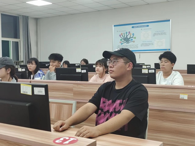 学长计划第1002期:推进各部门交流 构建和谐大家庭——大数据学院、信息工程学院第141期学长计划