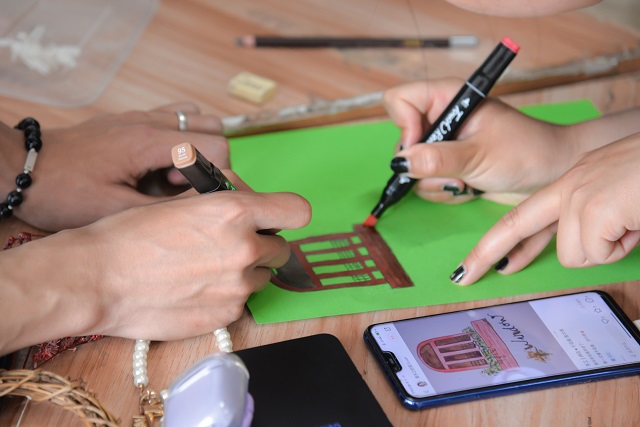 【缤纷百团】创意“生活家” 留住春日美好——“初识花香 再绘花意”创意大赛圆满落幕