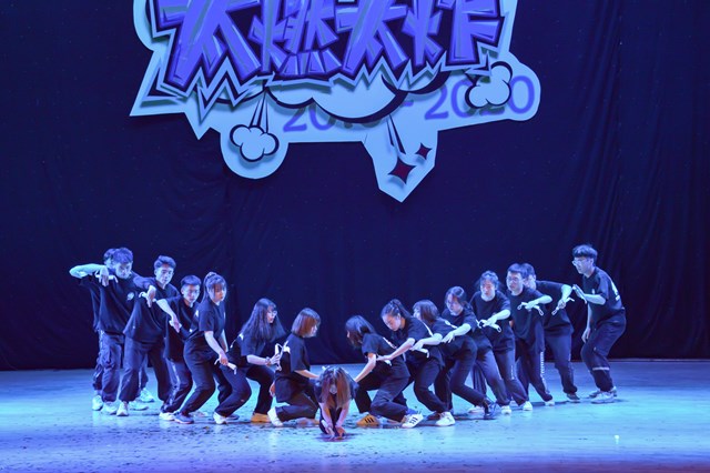 【社团巡礼节】舞者十年坚守 逐梦不止——星启舞街舞社“Hip-pop太燃太炸”十周年庆典圆满落幕