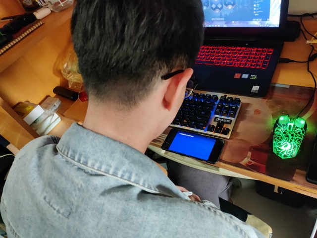 【完满班级】乘风破浪 一跃千里 ——艺术传媒学院环设1701跳远理论完满班级活动