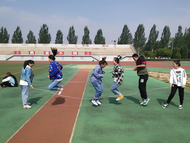 【完满班级】点燃五月 炫动青春少年梦——经济与管理学院五月完满班级活动纪实（二）