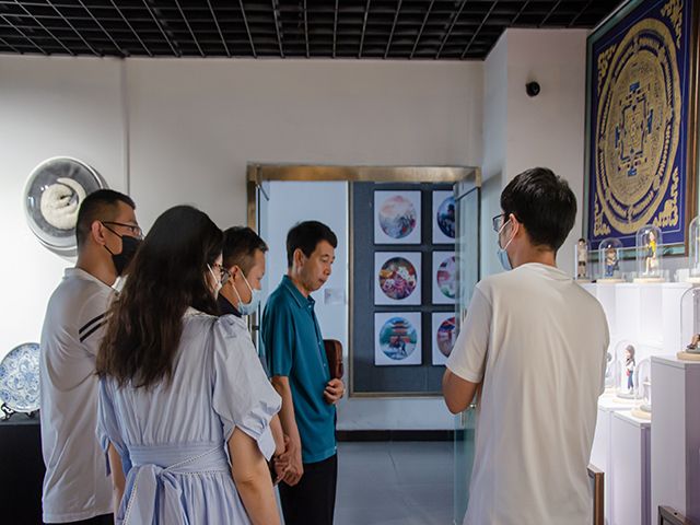 以新应境 打造精品——期末完满教育座谈会