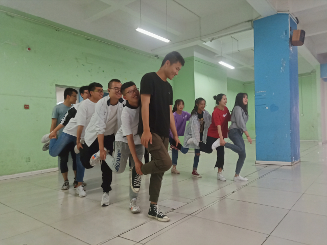 【完满班级】炽热烈心燃烧 激昂青春永驻——经济与管理学院完满班级活动纪实（六）