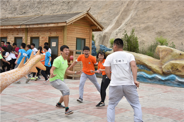 踏浪索道 走出来的传承与咆哮――工管系第二届“Running 工管人”“狂欢”乌金山