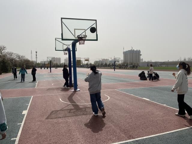 风华正茂 意气风发——艺术传媒学院4月完满团支部活动集锦