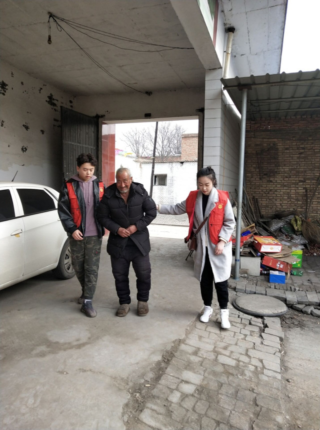 【完满班级】与雷锋同行--艺术传媒学院视传1803班太平庄关爱老人完满班级活动