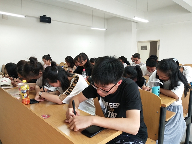 【完满班级】迎合新时代 创文化潮流——淬炼商学院五月完满班级主题活动（十三）