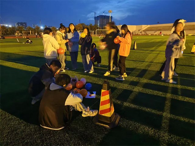 【完满班级】百年历史风华 青春奋勇向前——商务英语学院英语2101完满班级活动